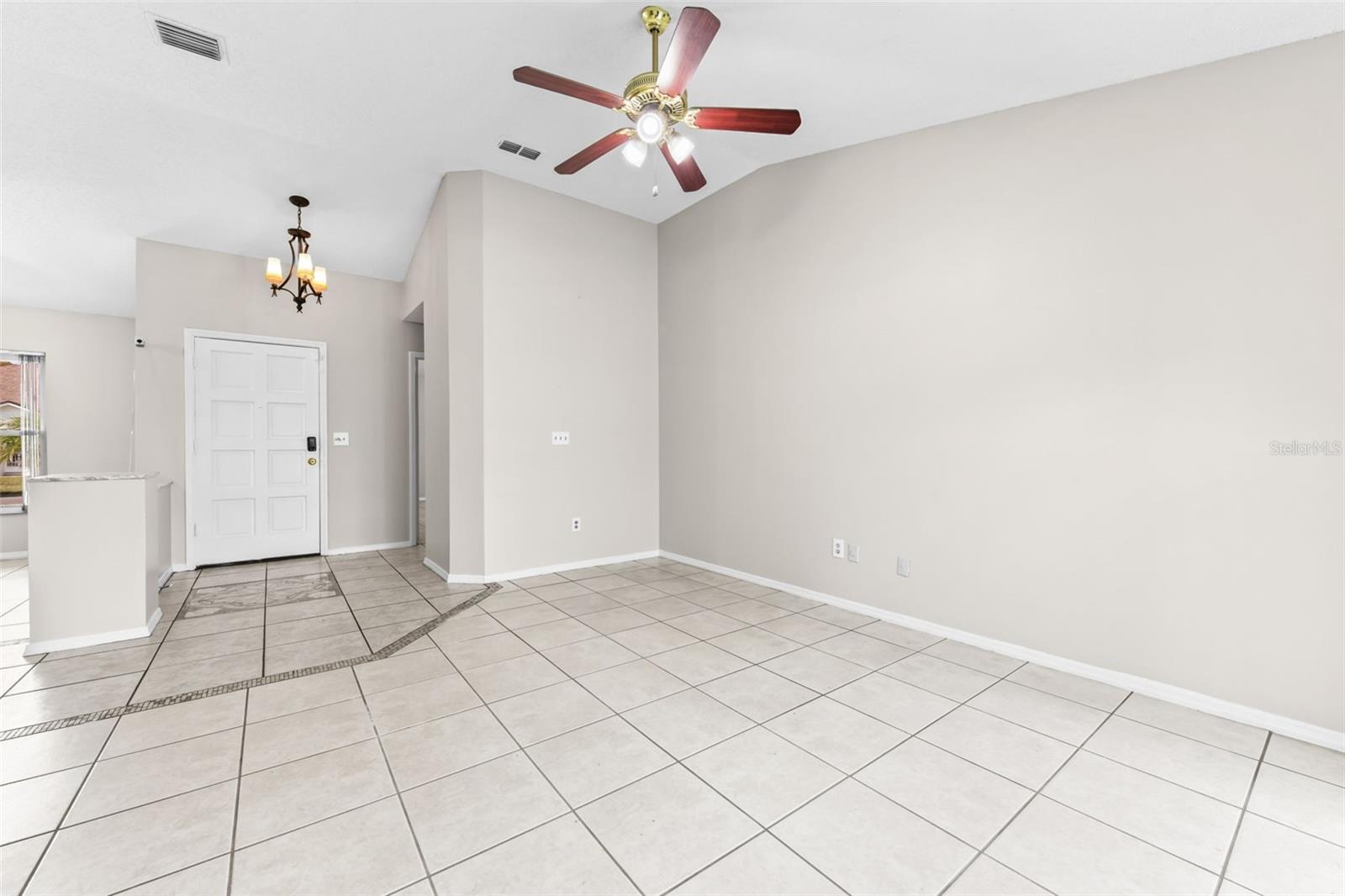 LAKEWOOD AT THE CROSSINGS UNIT 6 - Residential