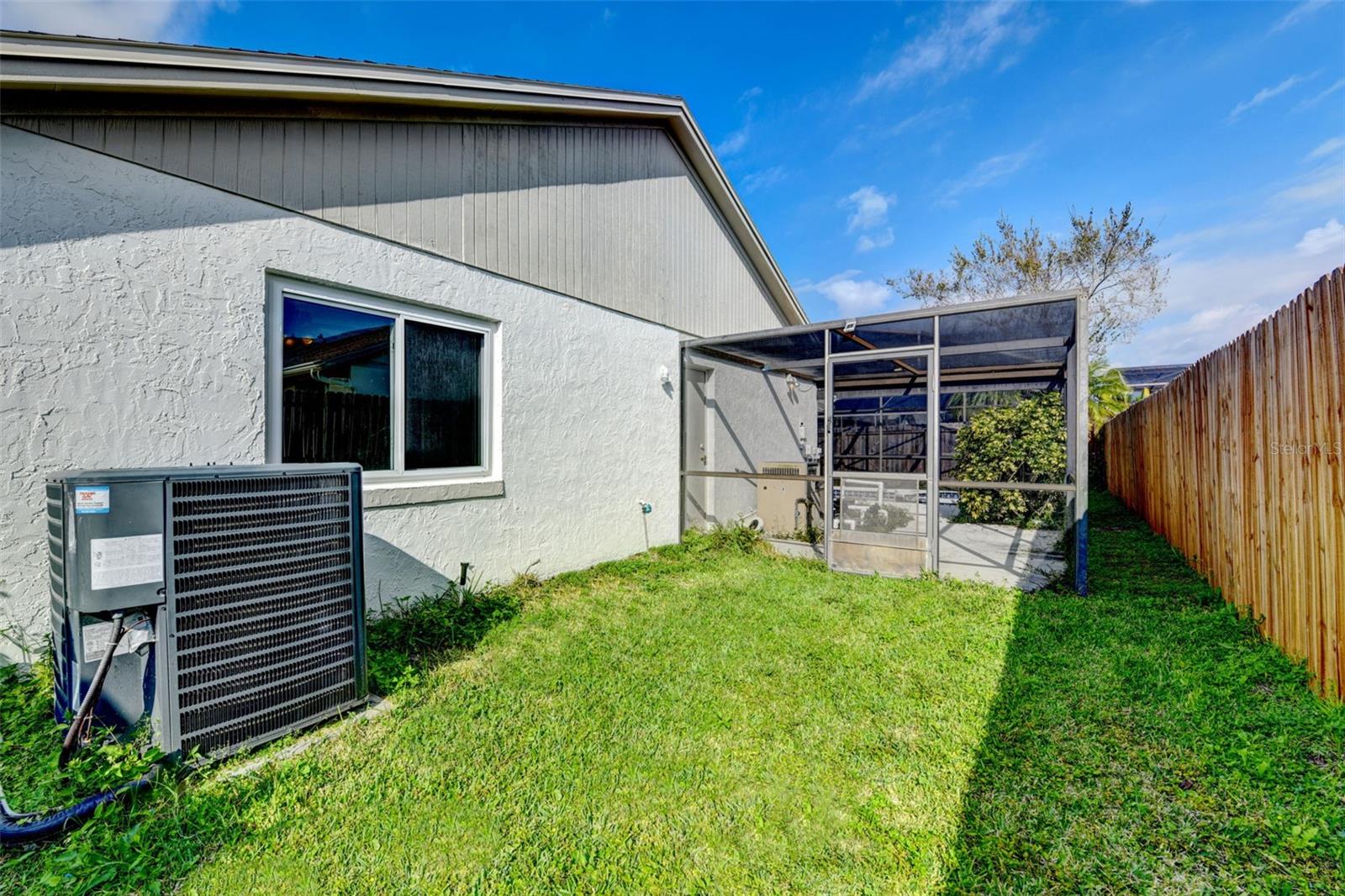 LAKEWOOD AT THE CROSSINGS UNIT 6 - Residential