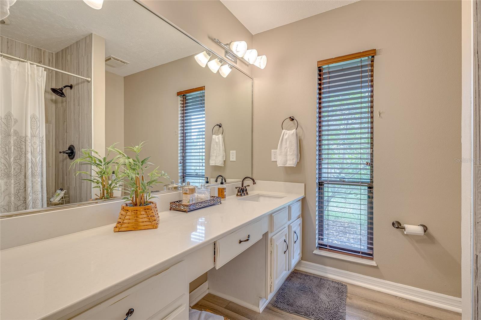 BAY HILL SEC 09 - Residential