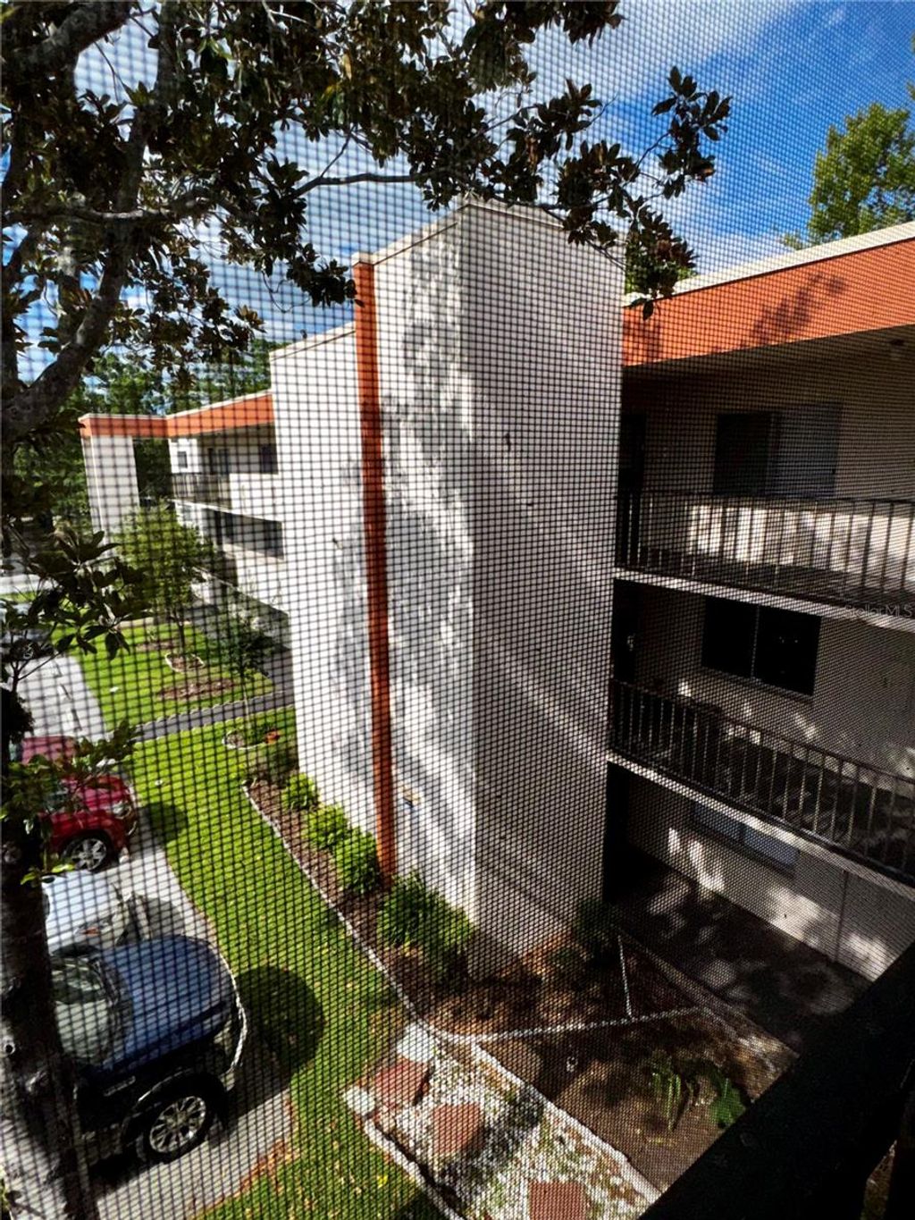 Photo of 1130 N Lake Parker Avenue #E332, Lakeland, FL 33805 (MLS # L4961742)