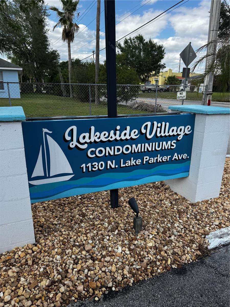LAKESIDE VILLAGE 01 CONDO - Residential
