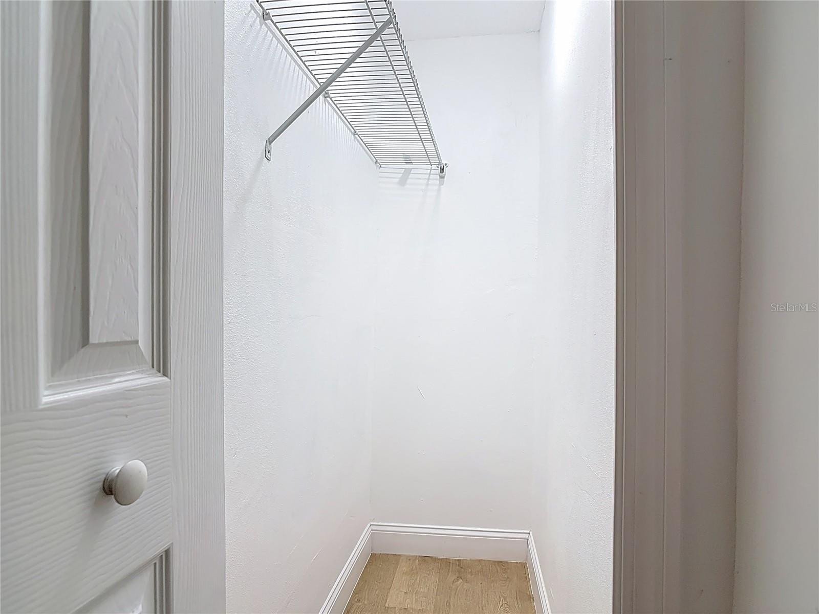 ACREAGE & UNREC - Residential Lease