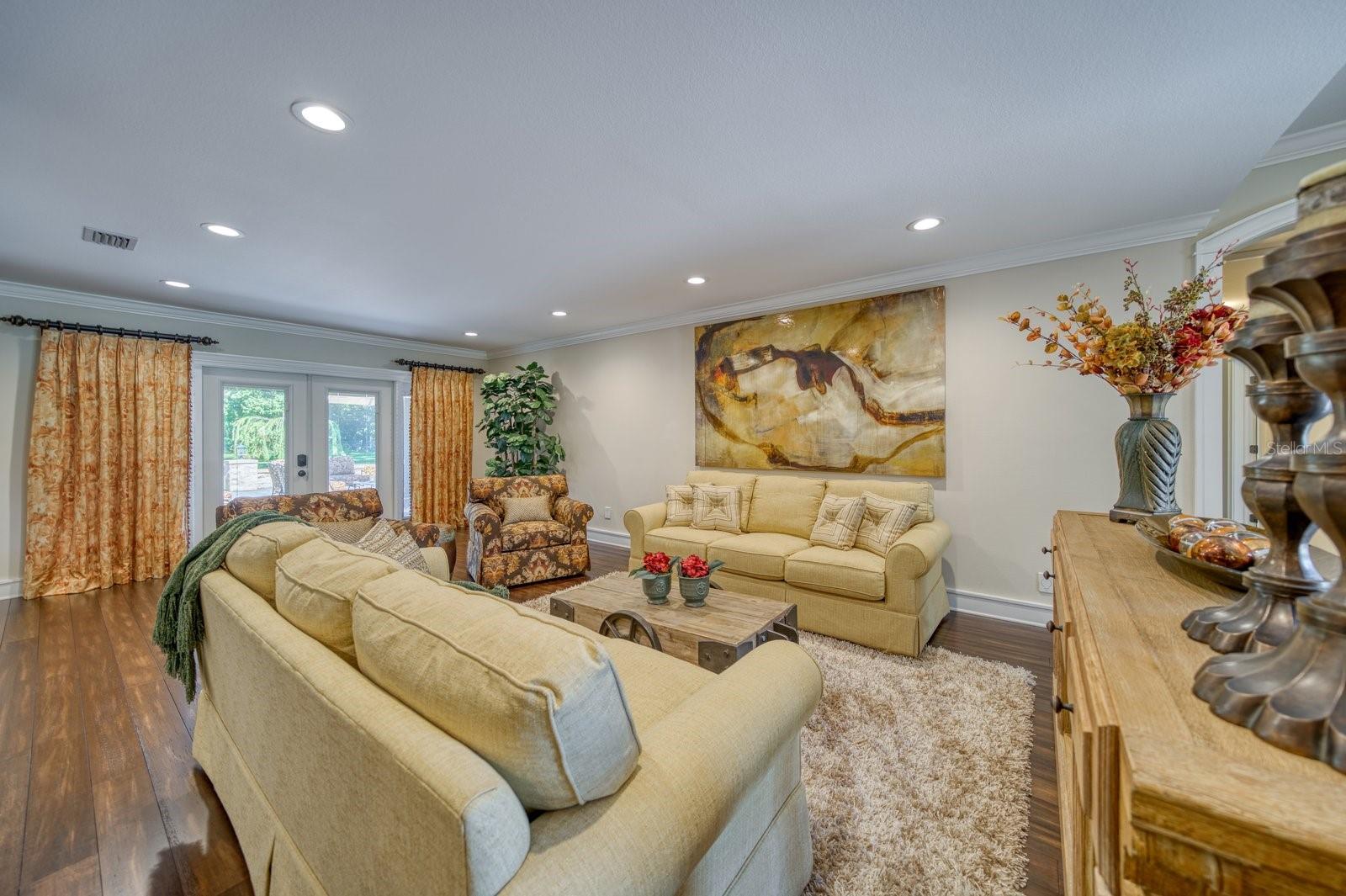 SHERWOOD MANOR 1ST ADD - Residential Lease