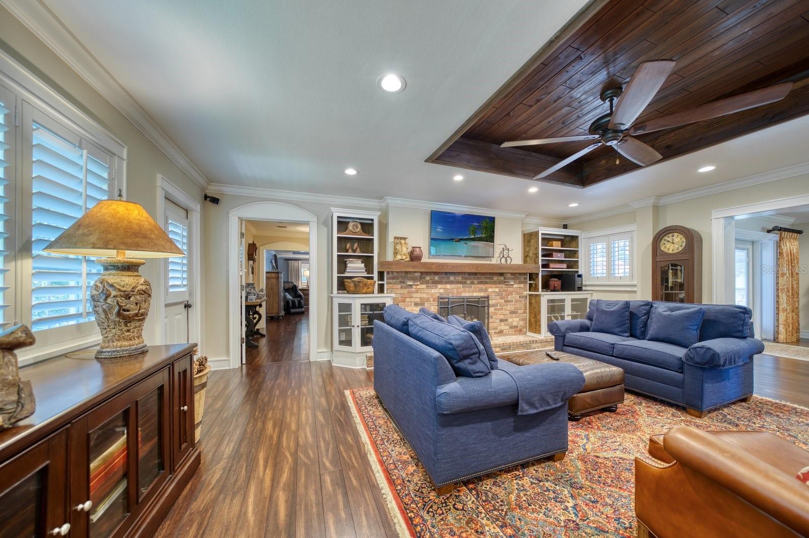 SHERWOOD MANOR 1ST ADD - Residential Lease