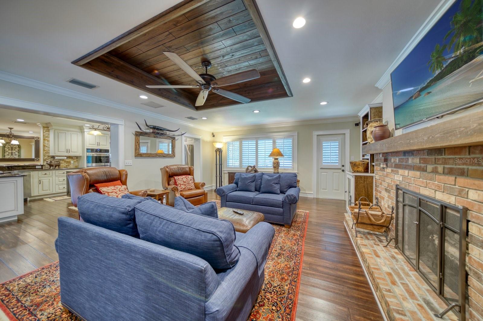 SHERWOOD MANOR 1ST ADD - Residential Lease