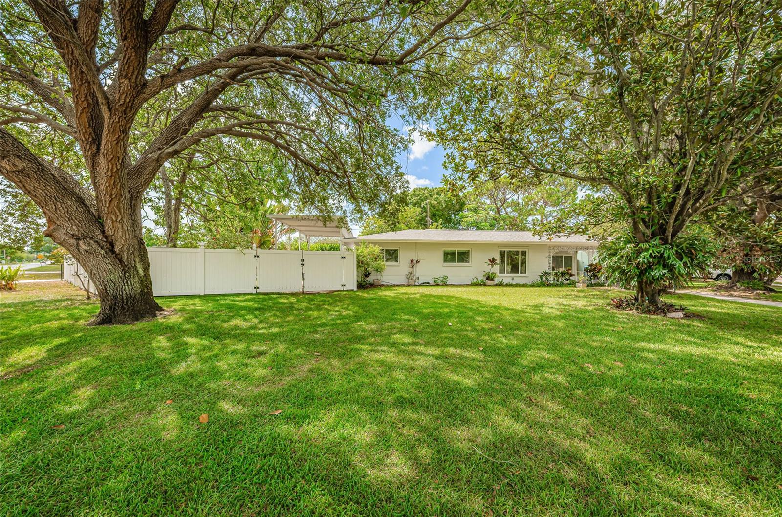 MEADOW LAWN 2ND ADD - Residential
