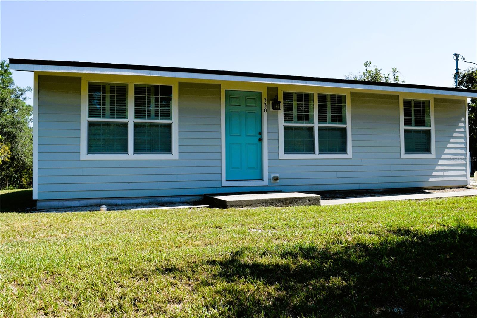 Under contract-accepting backup offers. Meticulously Maintained and move in ready! This charming 2-bedroom 2-bath home is nestled on a 1-acre and features a desirable split bedroom floor plan with a spacious living room overlooking the private backyard. A few recent updates include a new roof 2023, new doors, windows and Hardi board siding 2008 and new HVAC 2021. Conveniently located near SR 415 offering easy access to nearby amenities. Call today for more details and a complete list of updates.