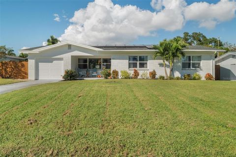 4331 34TH AVENUE N ST PETERSBURG FL 33713