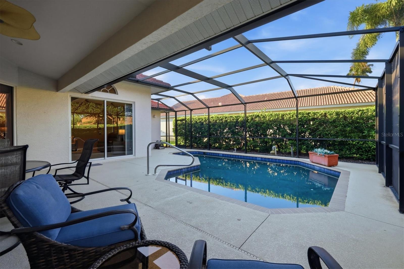 VENETIA PH 4 - Residential