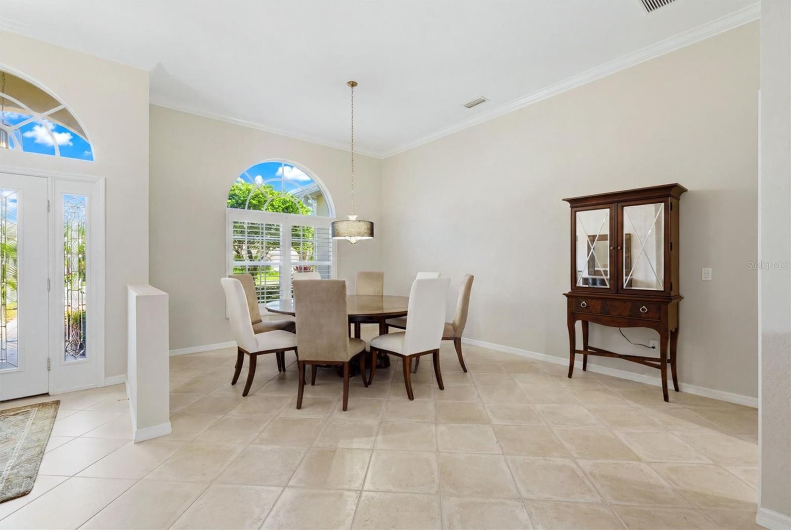 VENETIA PH 4 - Residential