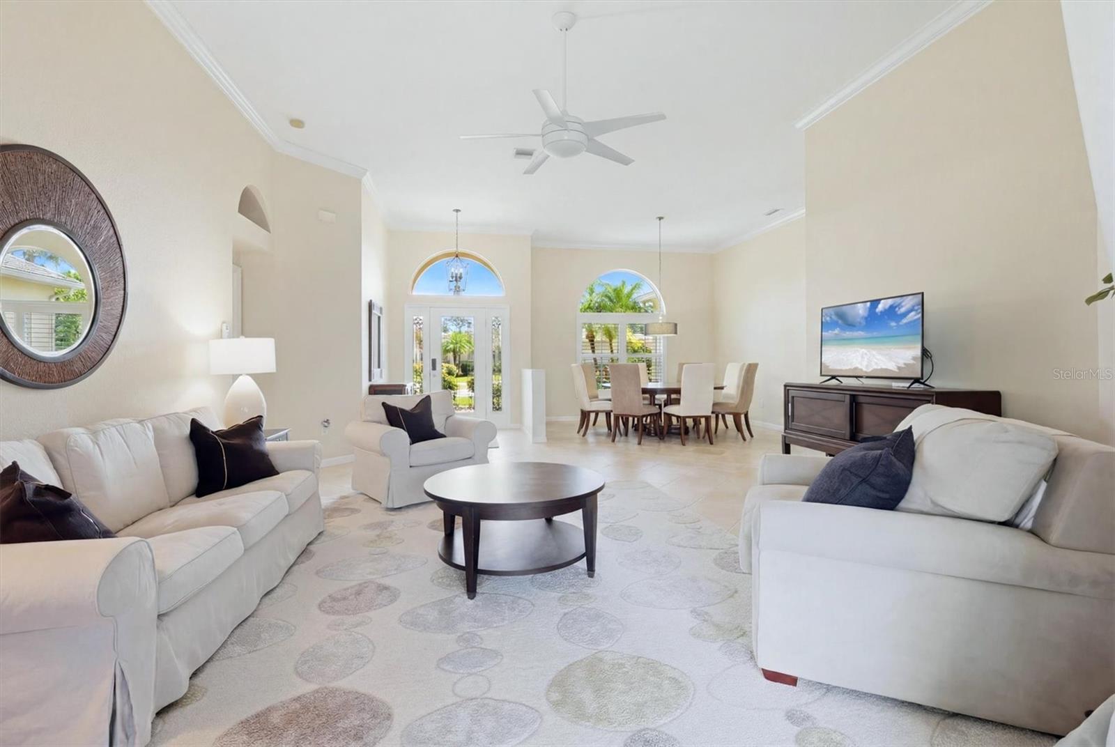 VENETIA PH 4 - Residential