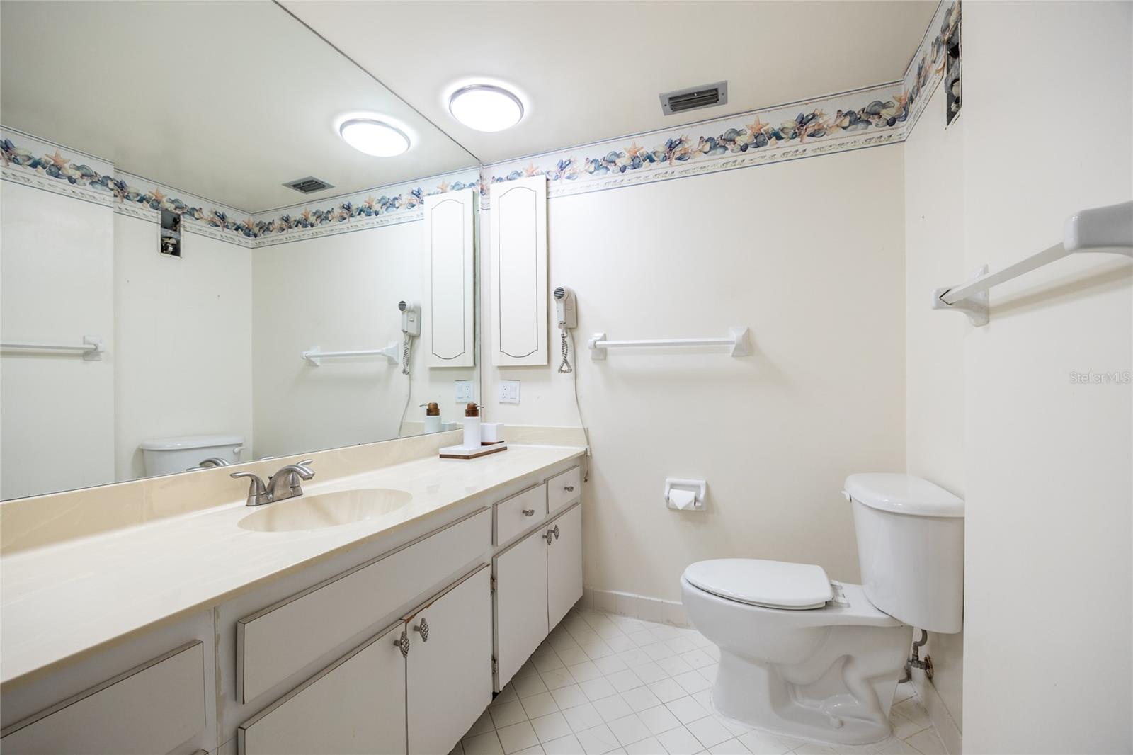 SAN SEAIR CONDO - Residential