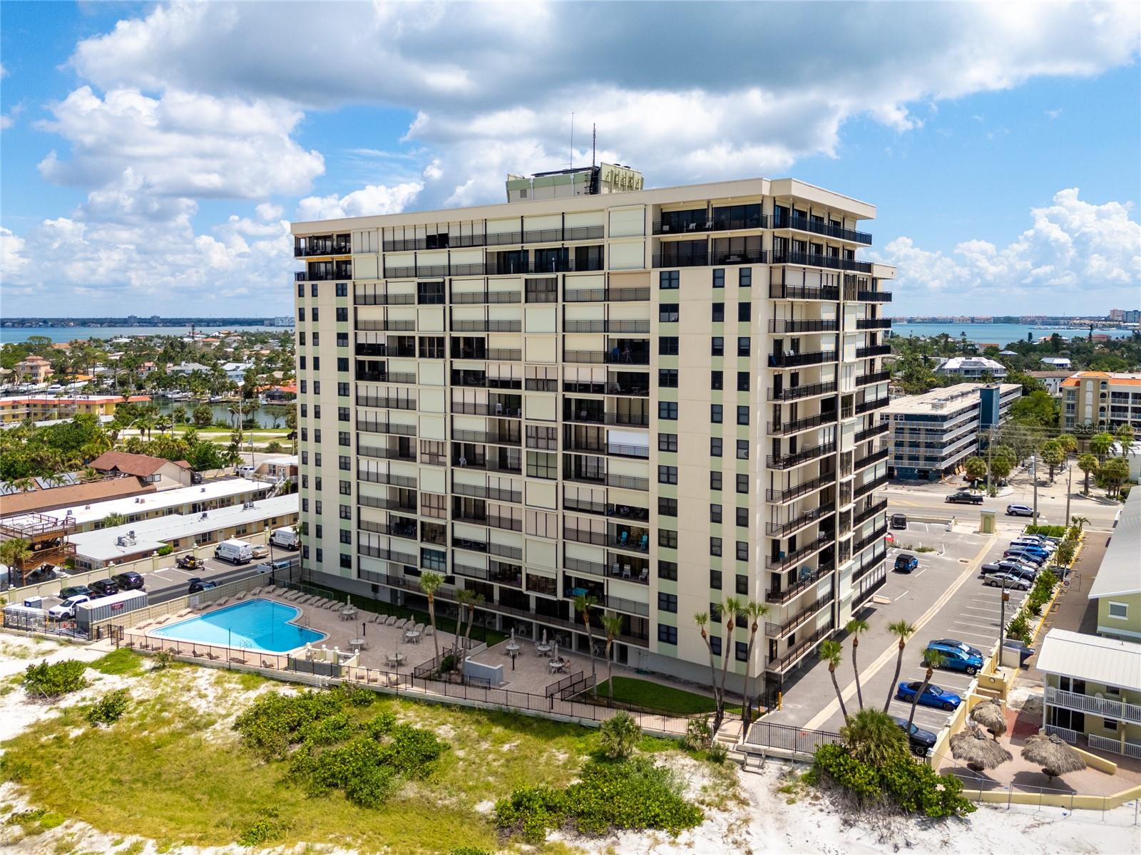 SAN SEAIR CONDO - Residential