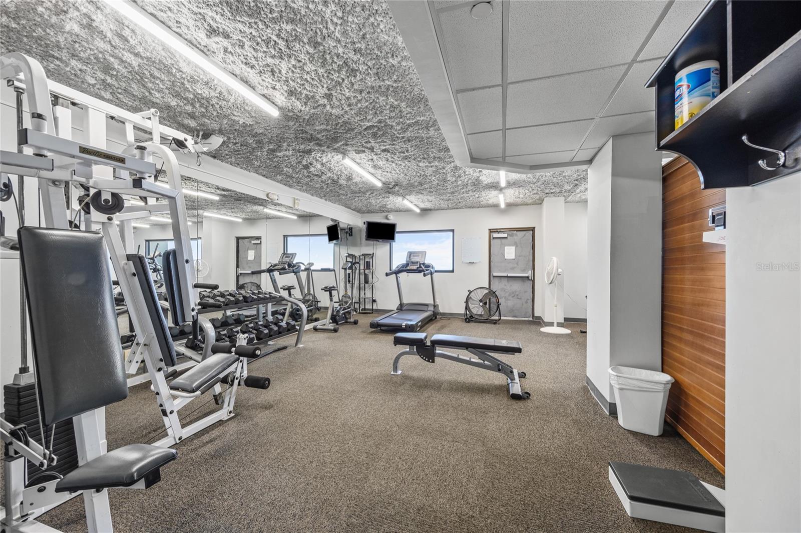SAN SEAIR CONDO - Residential