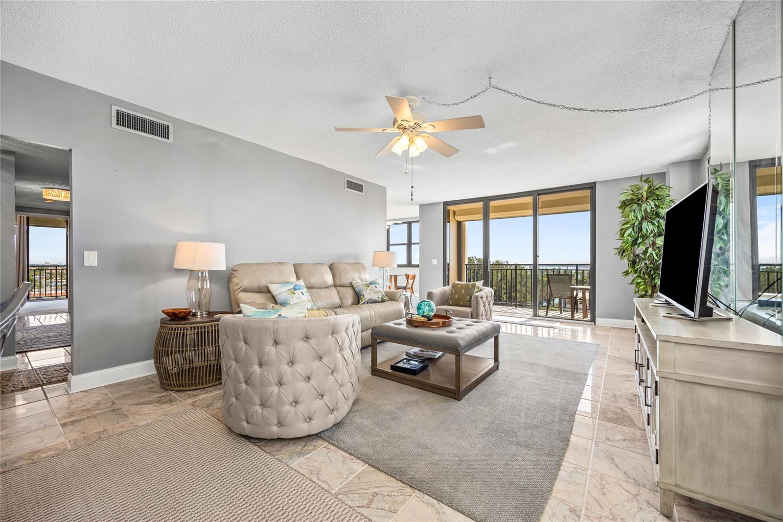 SAN SEAIR CONDO - Residential