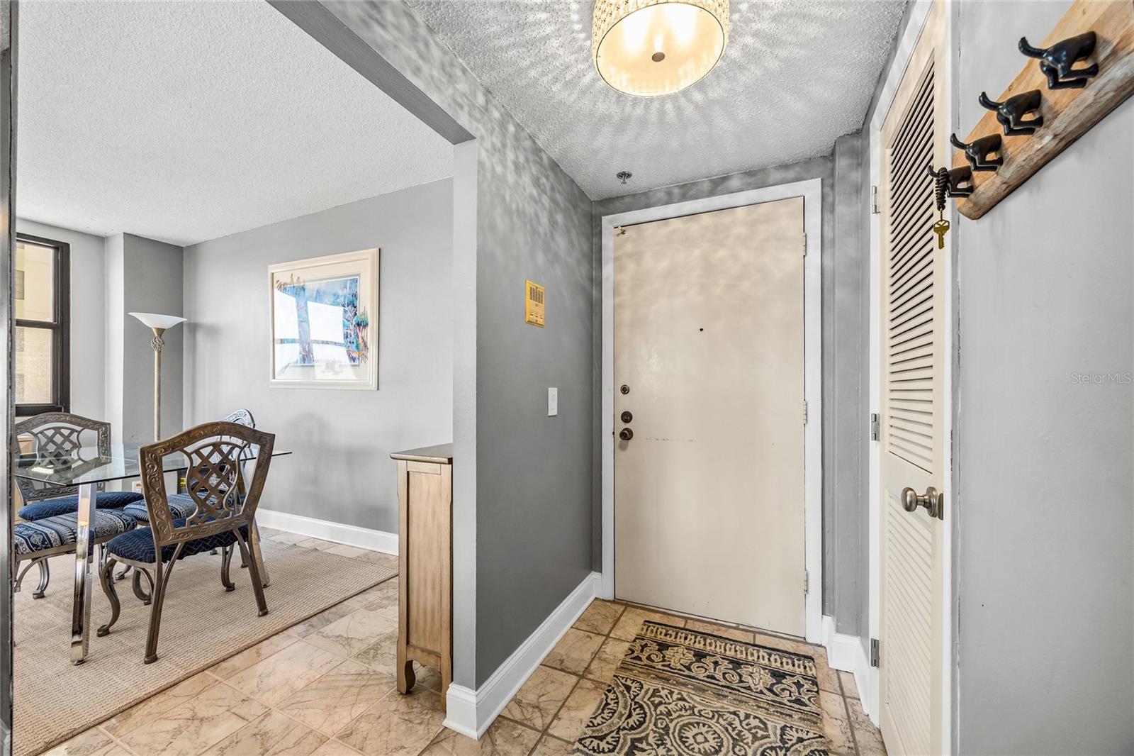 SAN SEAIR CONDO - Residential
