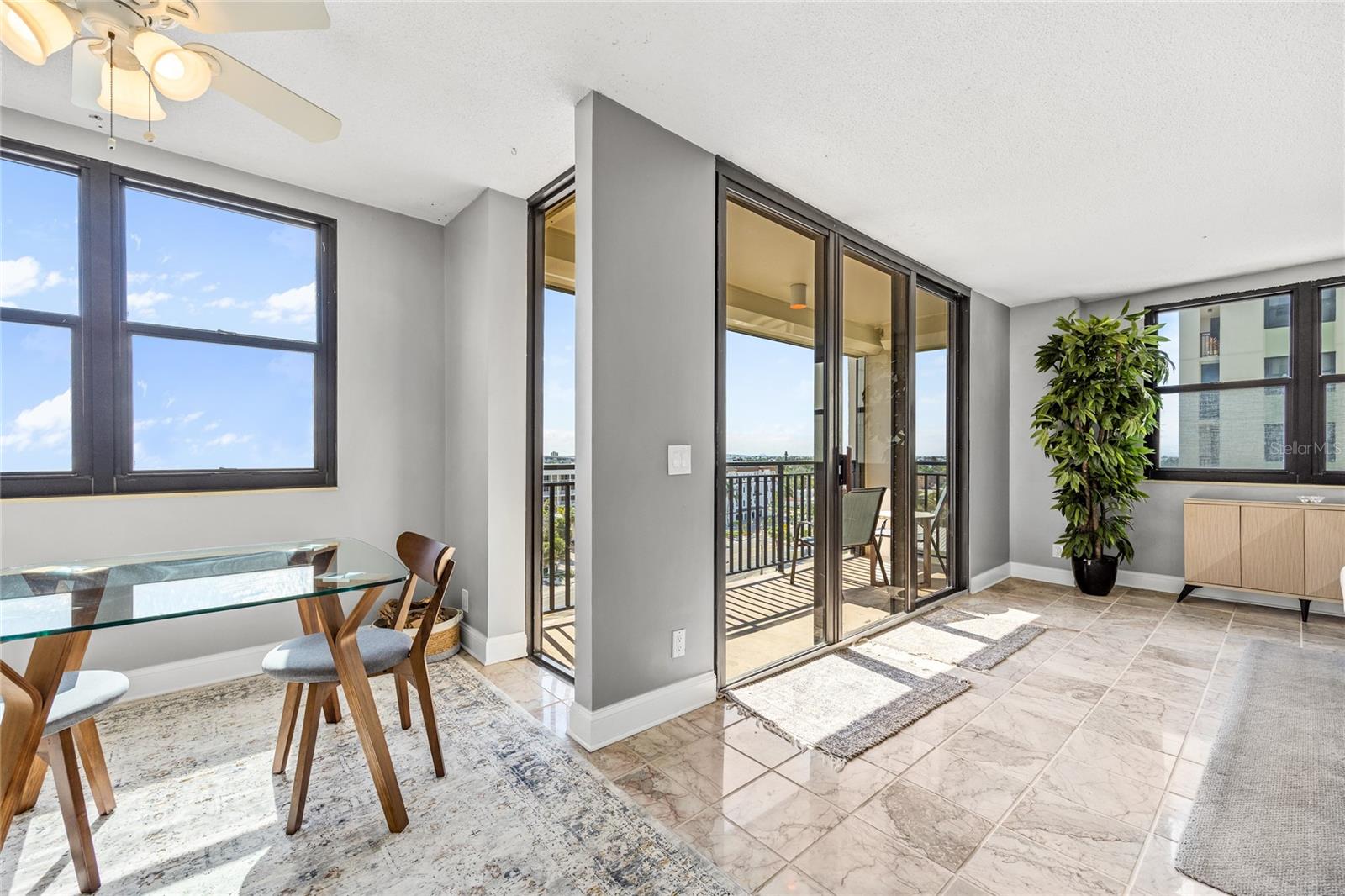 SAN SEAIR CONDO - Residential