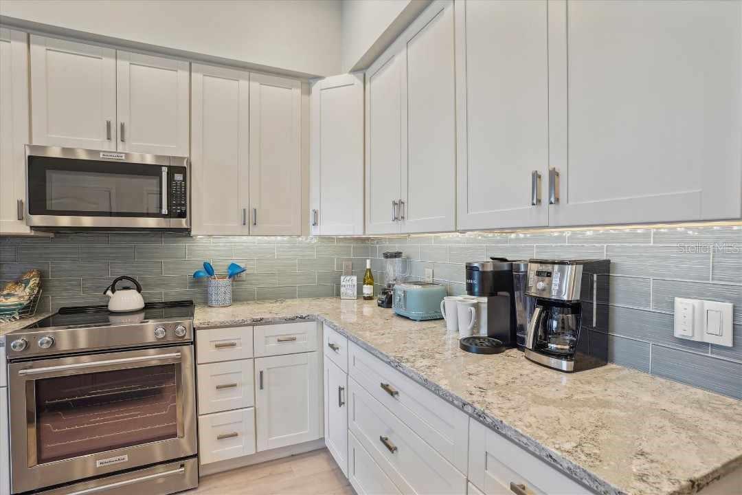 PARADISE COVE - Residential