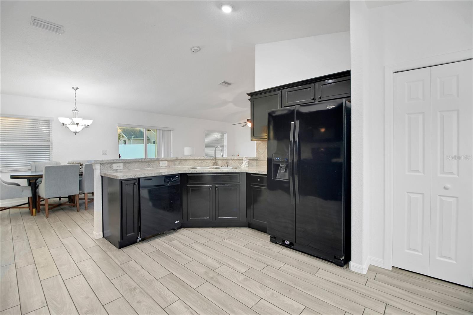 LADY LAKE STONEWOOD MANOR - Residential