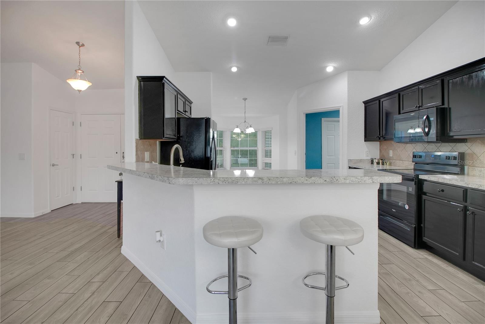 LADY LAKE STONEWOOD MANOR - Residential