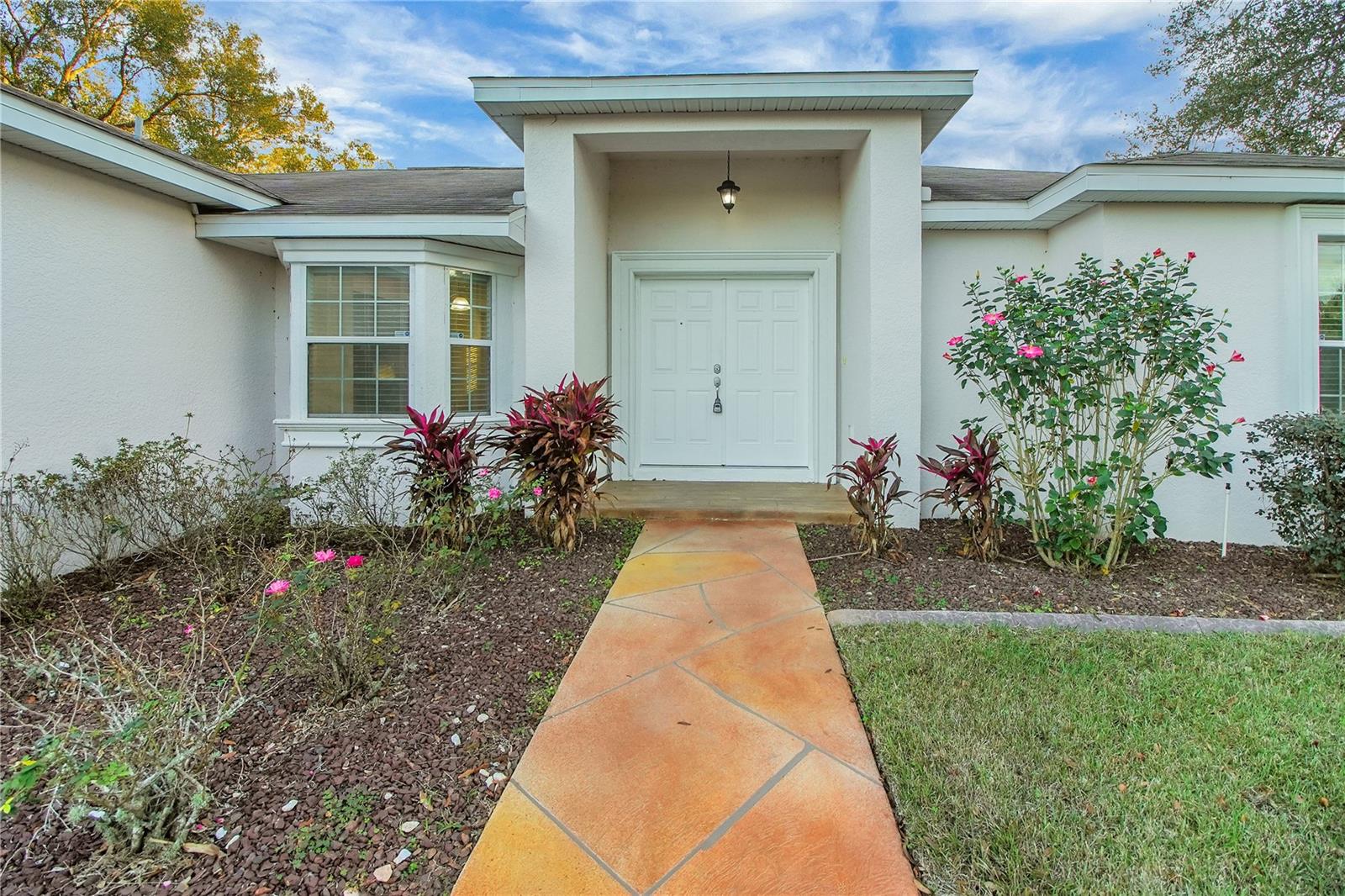 LADY LAKE STONEWOOD MANOR - Residential