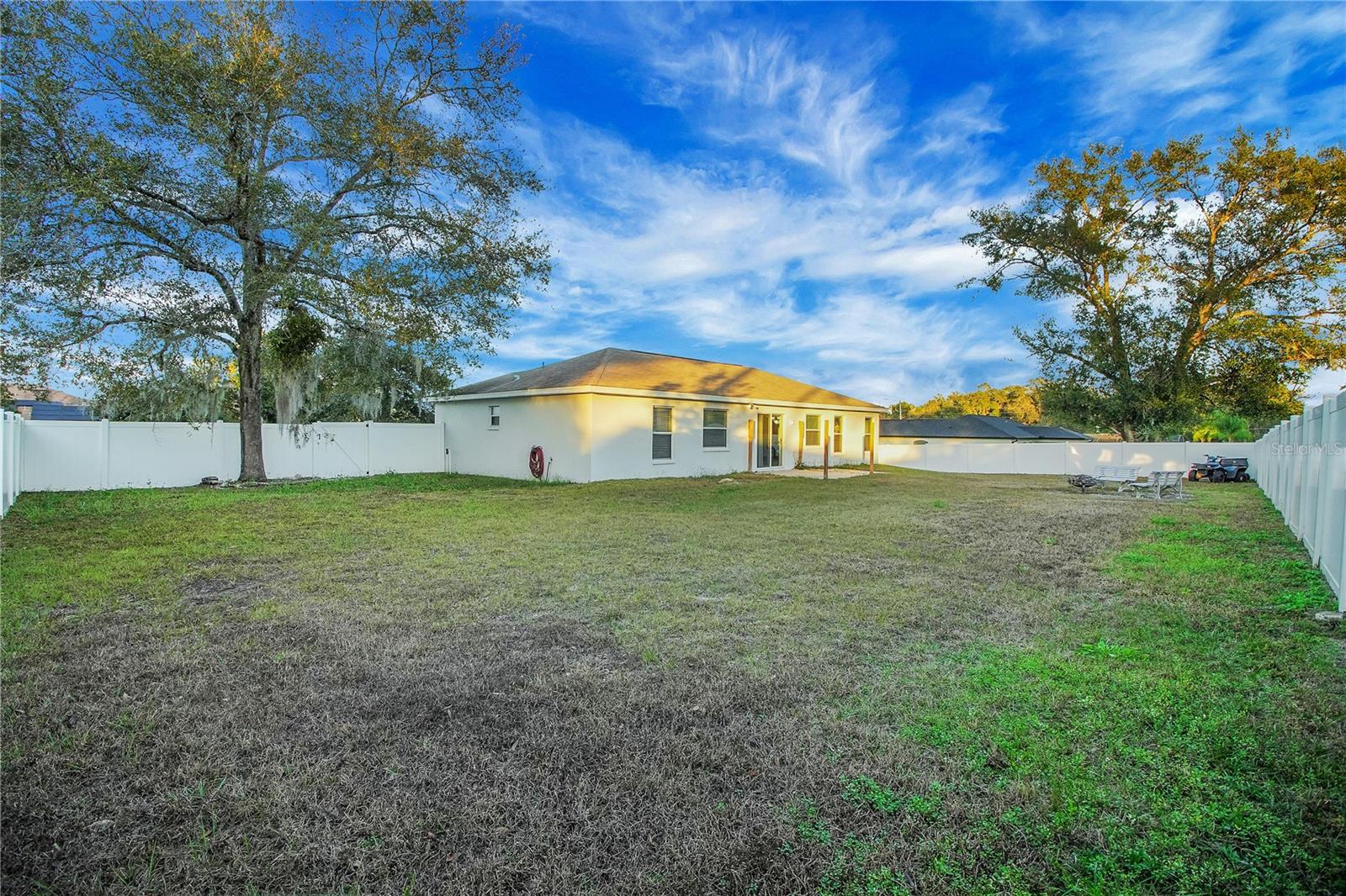 LADY LAKE STONEWOOD MANOR - Residential
