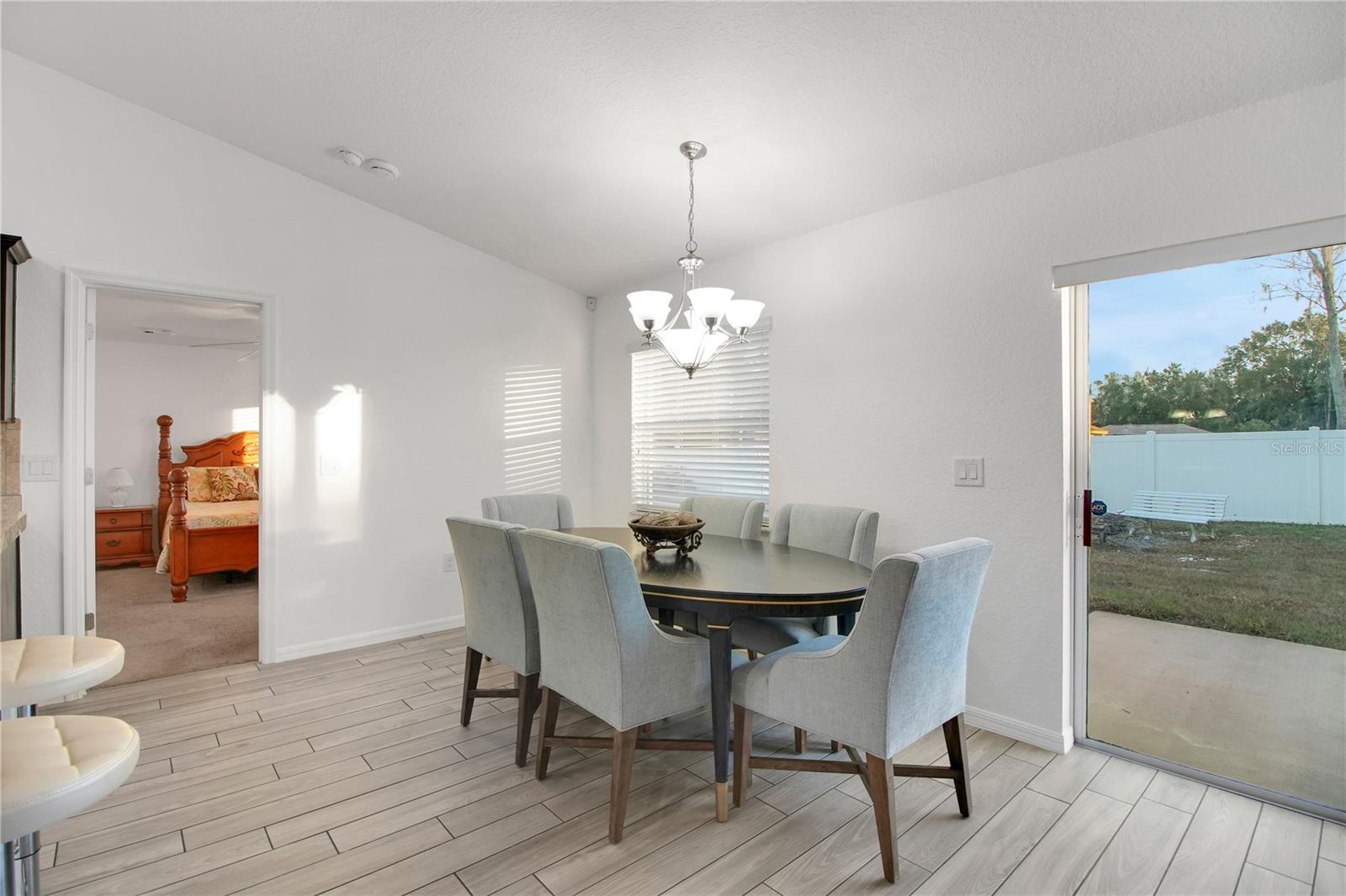 LADY LAKE STONEWOOD MANOR - Residential