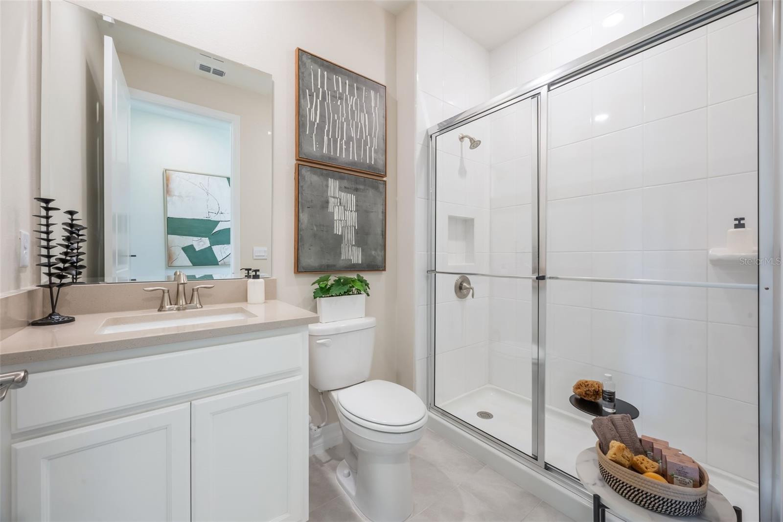 LAKES OF MOUNT DORA - Residential