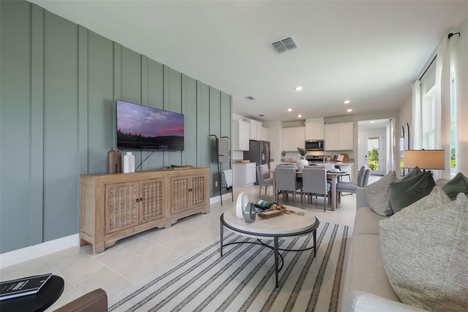 LAKES OF MOUNT DORA - Residential