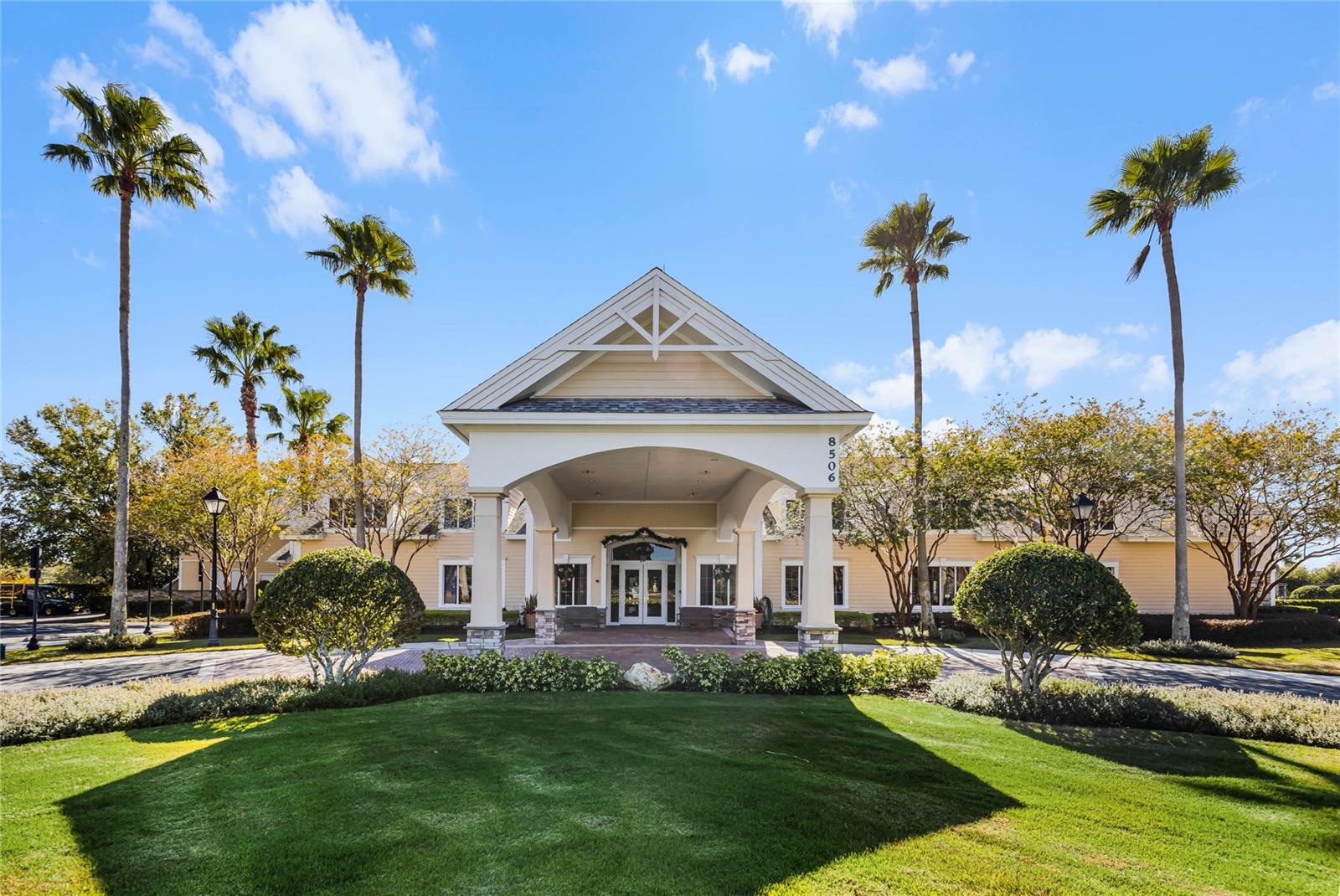 LAKES OF MOUNT DORA - Residential