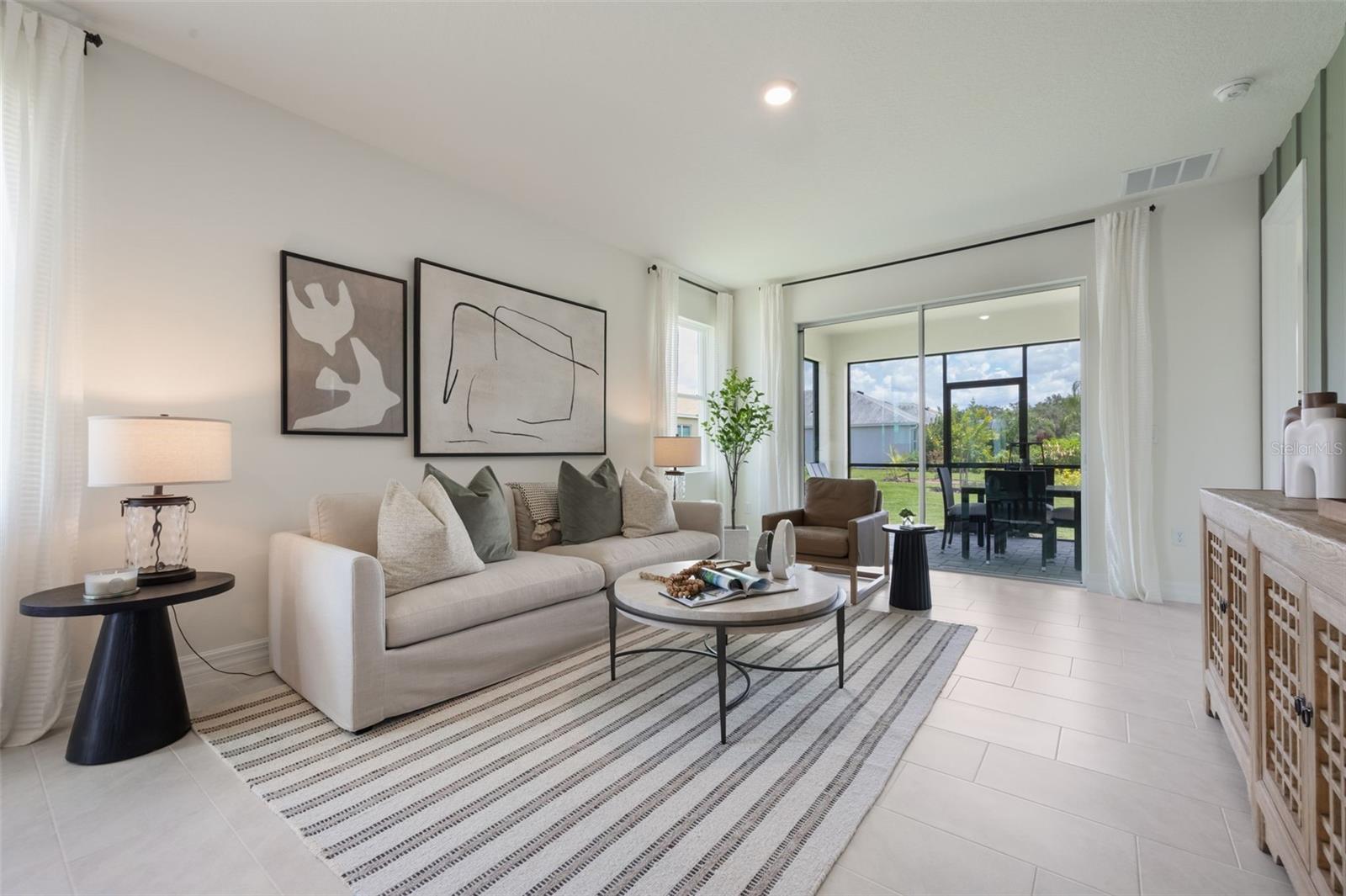 LAKES OF MOUNT DORA - Residential