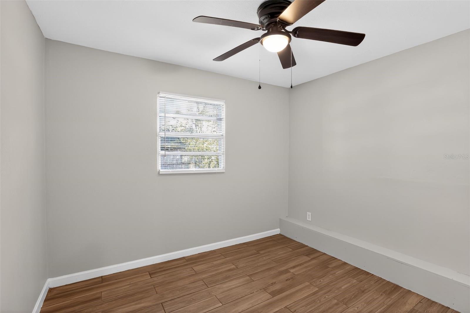 OAKLAND HILLS - Residential