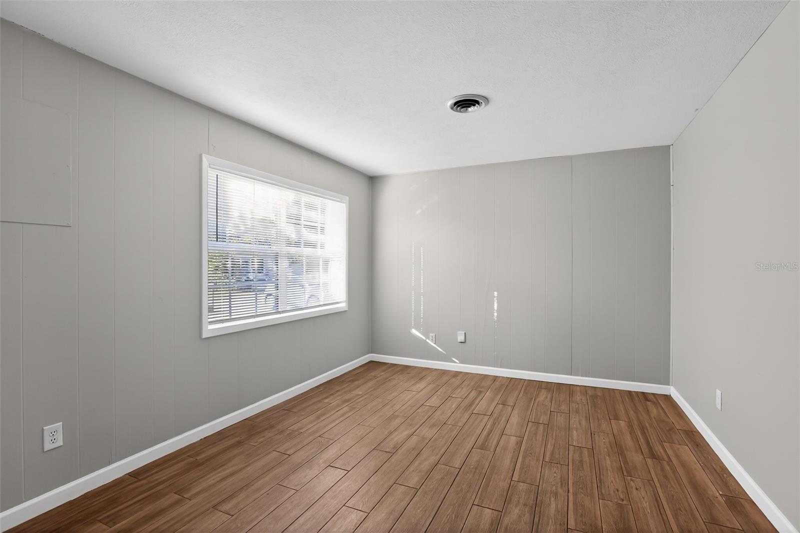 OAKLAND HILLS - Residential