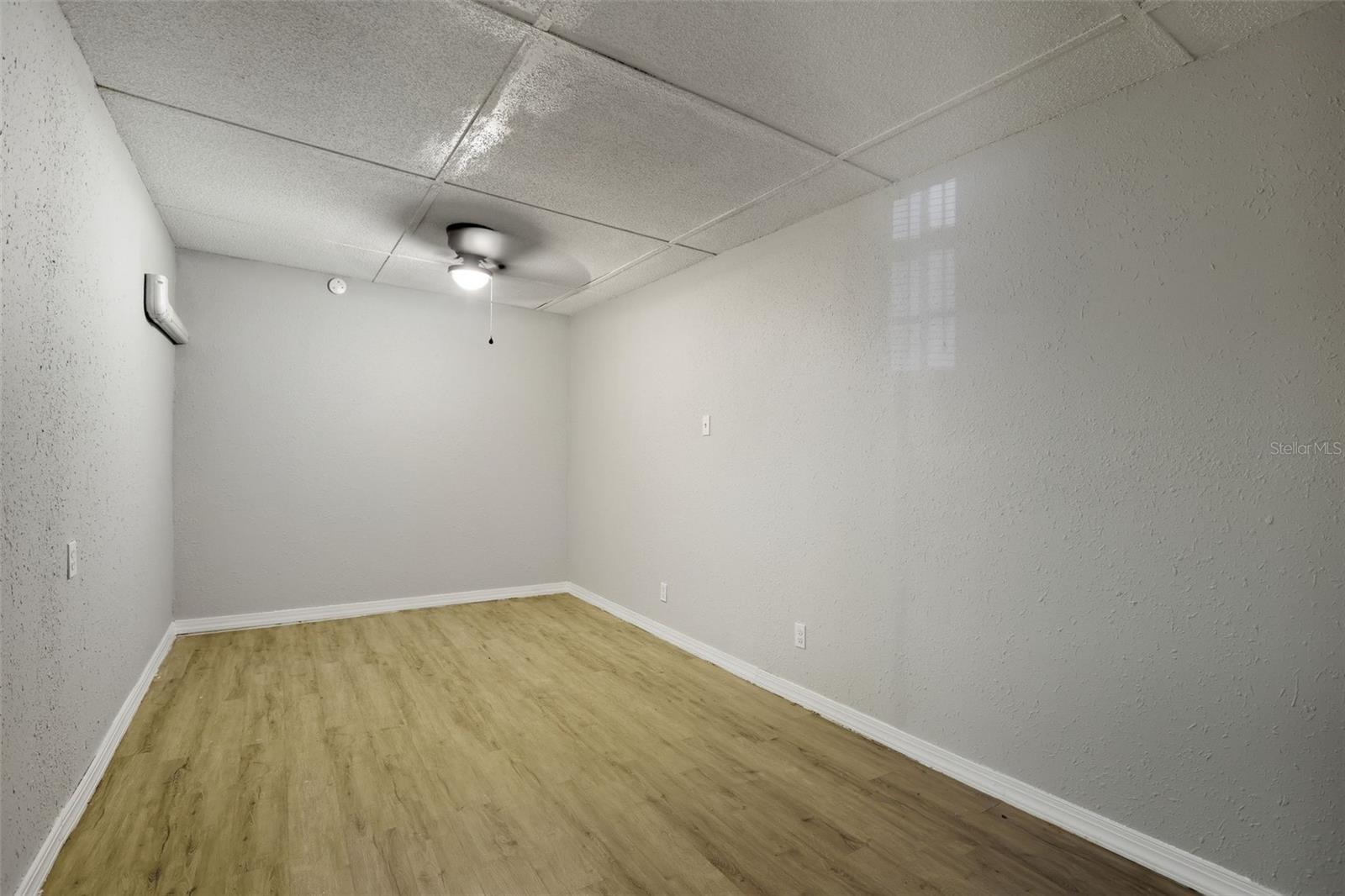 OAKLAND HILLS - Residential