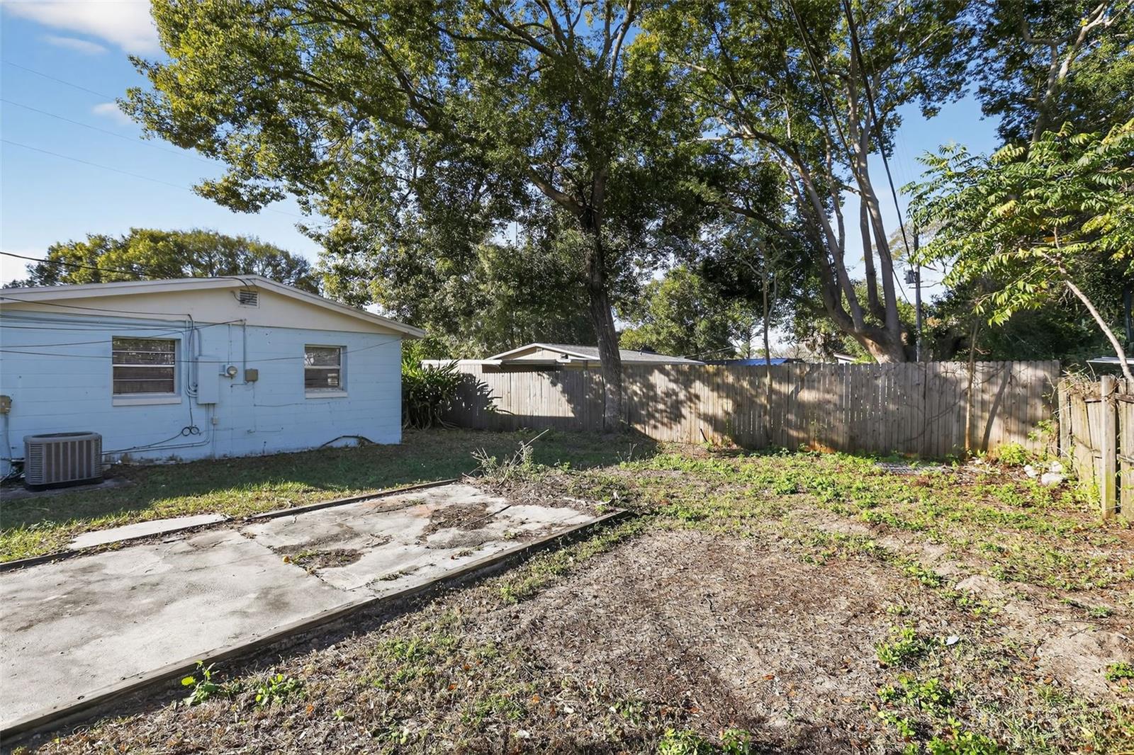 OAKLAND HILLS - Residential