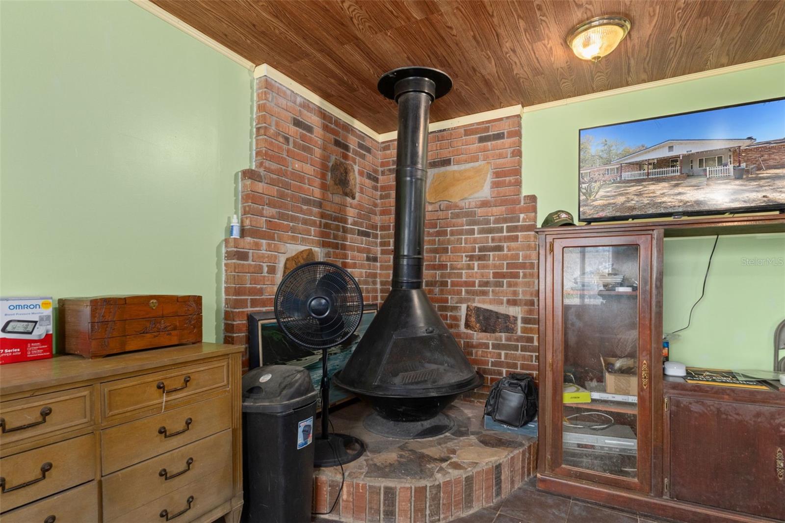 NEW MAYFIELD ACRES - Residential