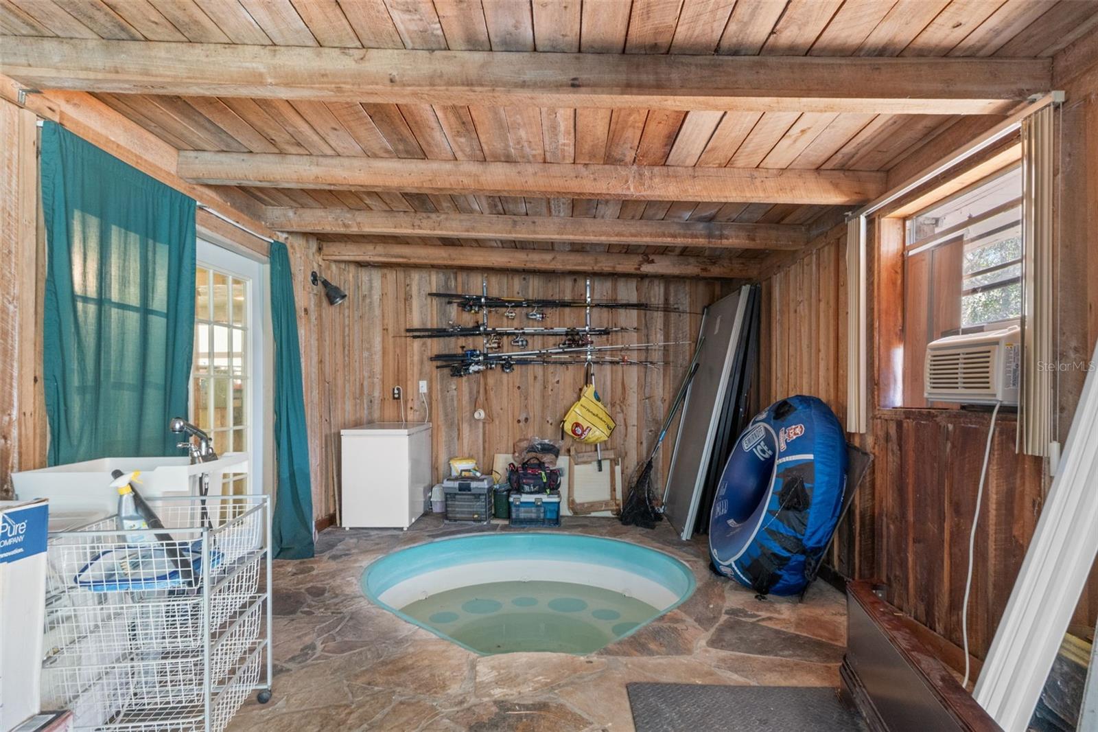 NEW MAYFIELD ACRES - Residential