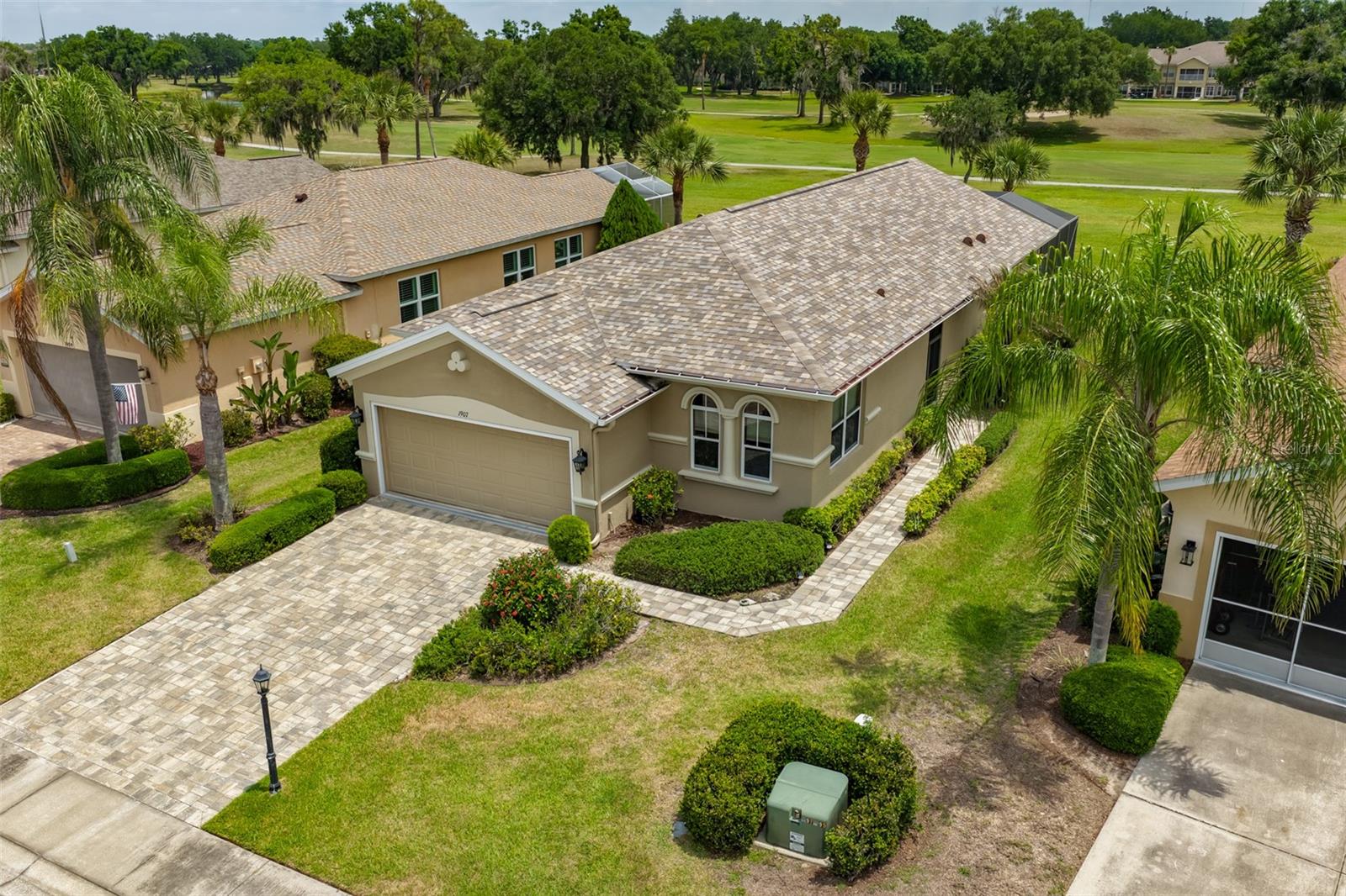 1907 STERLING GLEN COURT