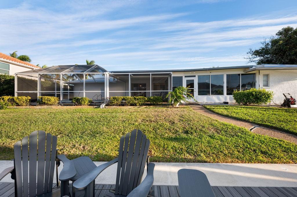 COUNTRY CLUB SHORES - Residential