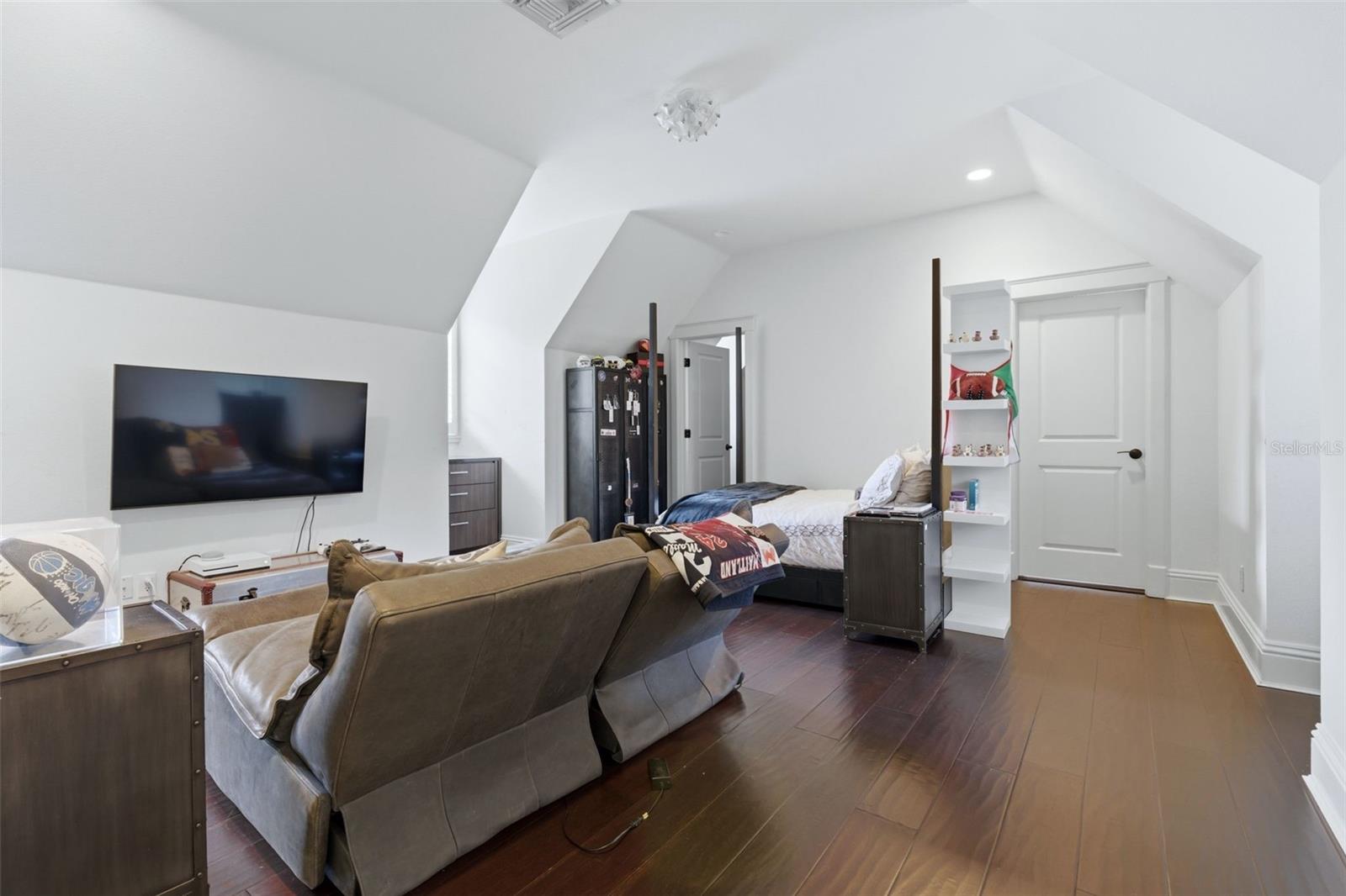 WINDSONG LAKESIDE SEC 02 43/71 - Residential