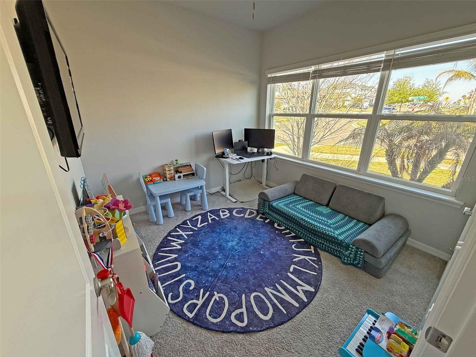 JOHNS LAKE LNDG PH 4 - Residential