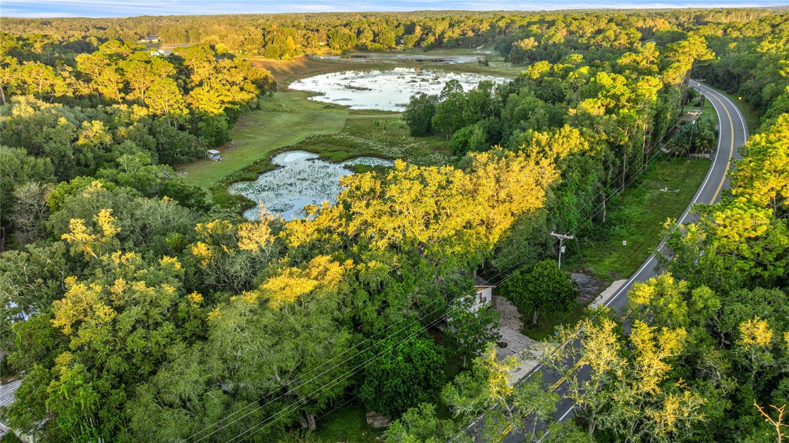 WOODS LAKE - Residential