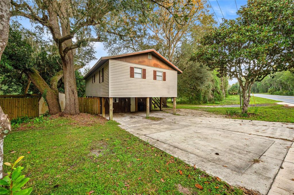 Photo of 6490 SE 180th Avenue Road, Ocklawaha, FL 32179 (MLS # OM711396)