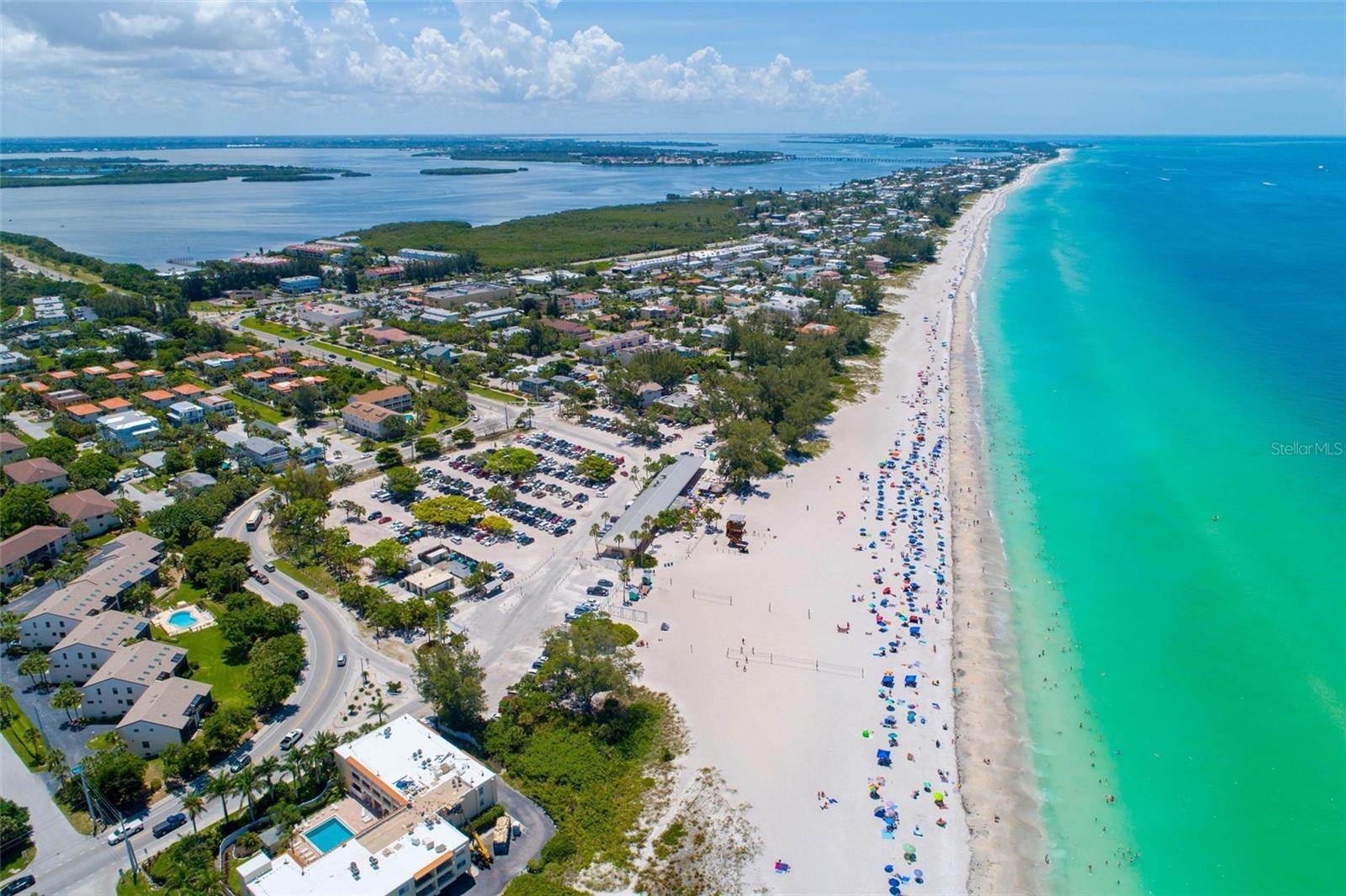 AQUA LAGOON - Residential Lease
