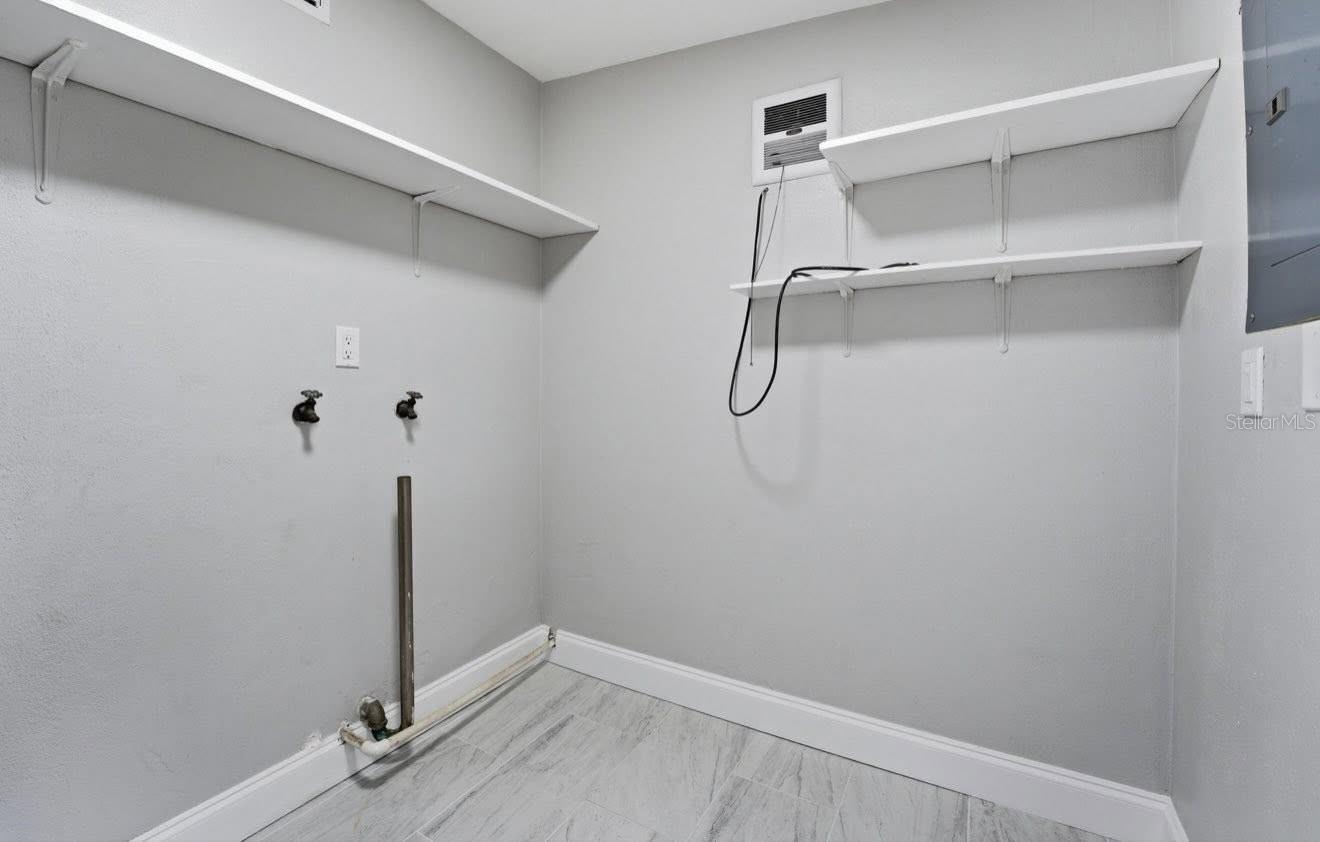 FLORAL PARK HOMESTEADS - Residential