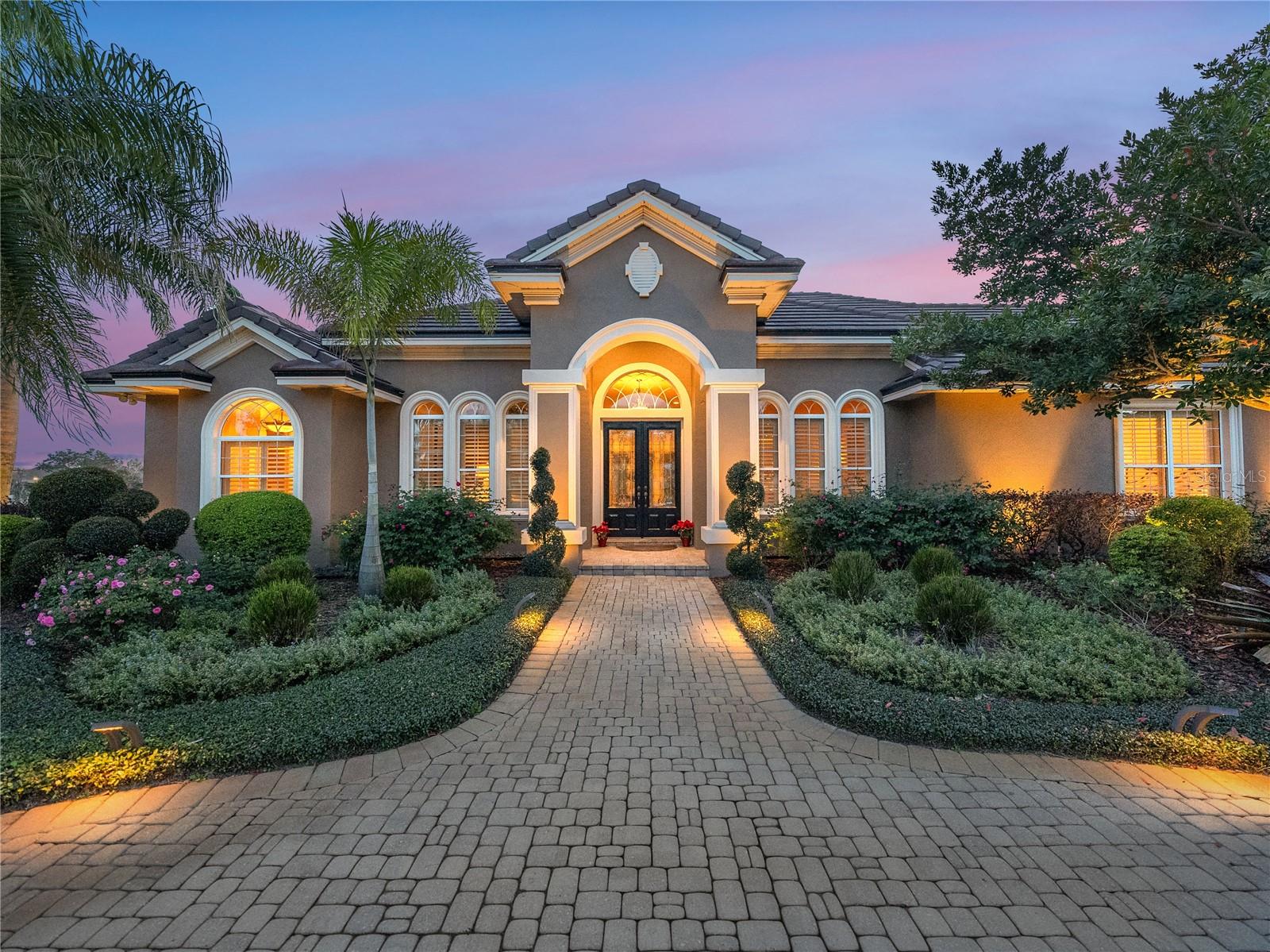 221 MCLEAN POINT