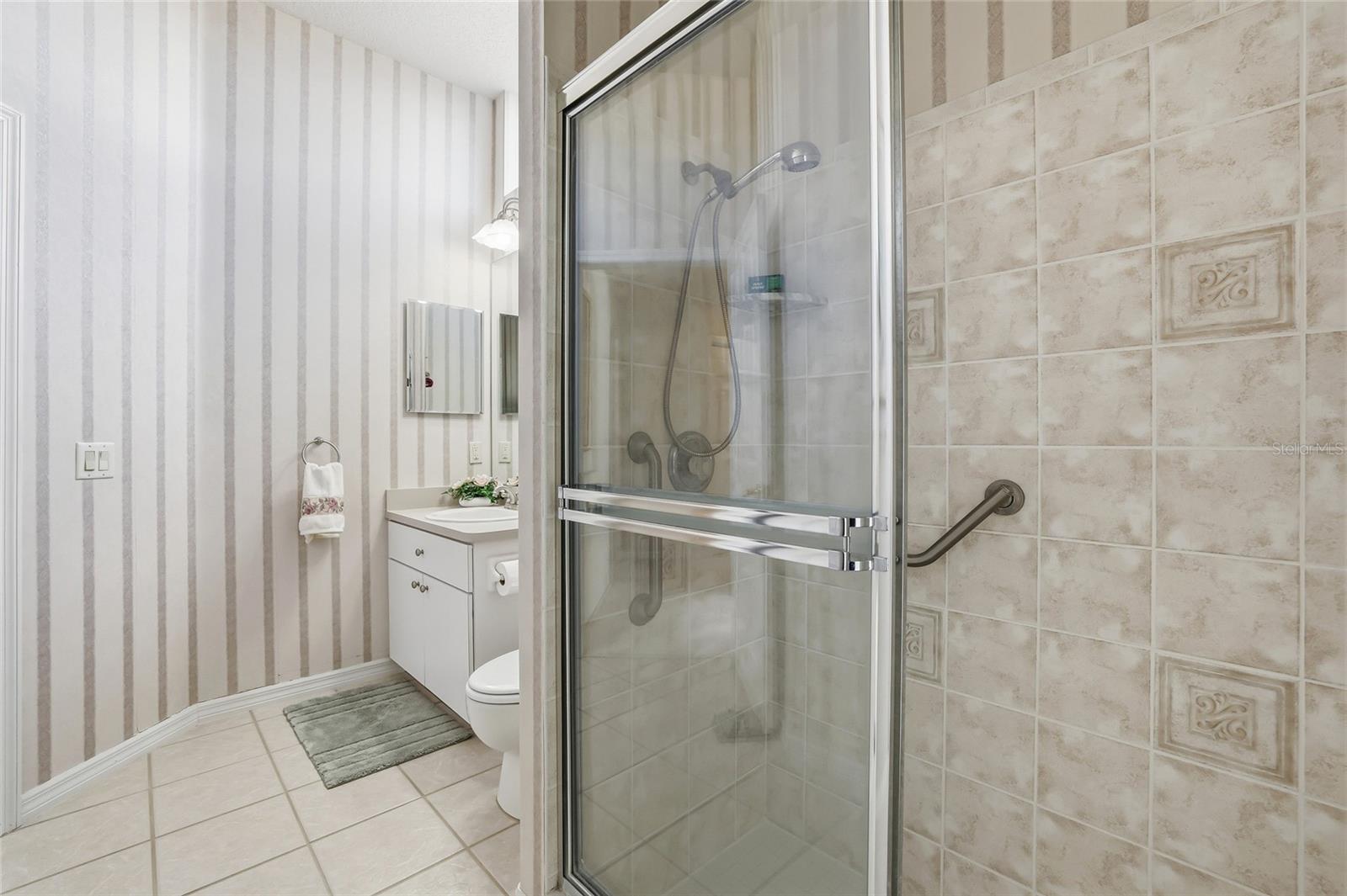 PRISTINE PLACE PH 2 - Residential