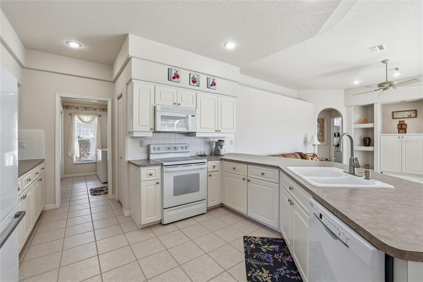 PRISTINE PLACE PH 2 - Residential