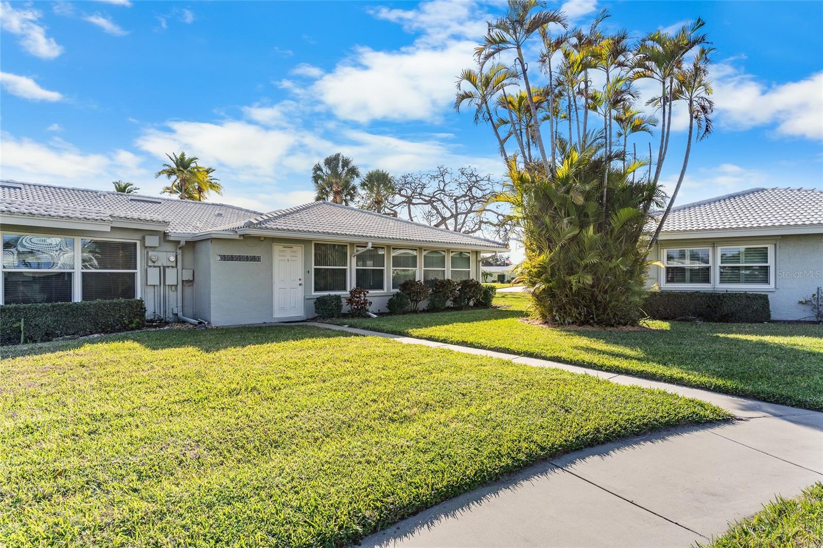 VILLAGE GREEN OF BRADENTON SECTION 6 - Residential