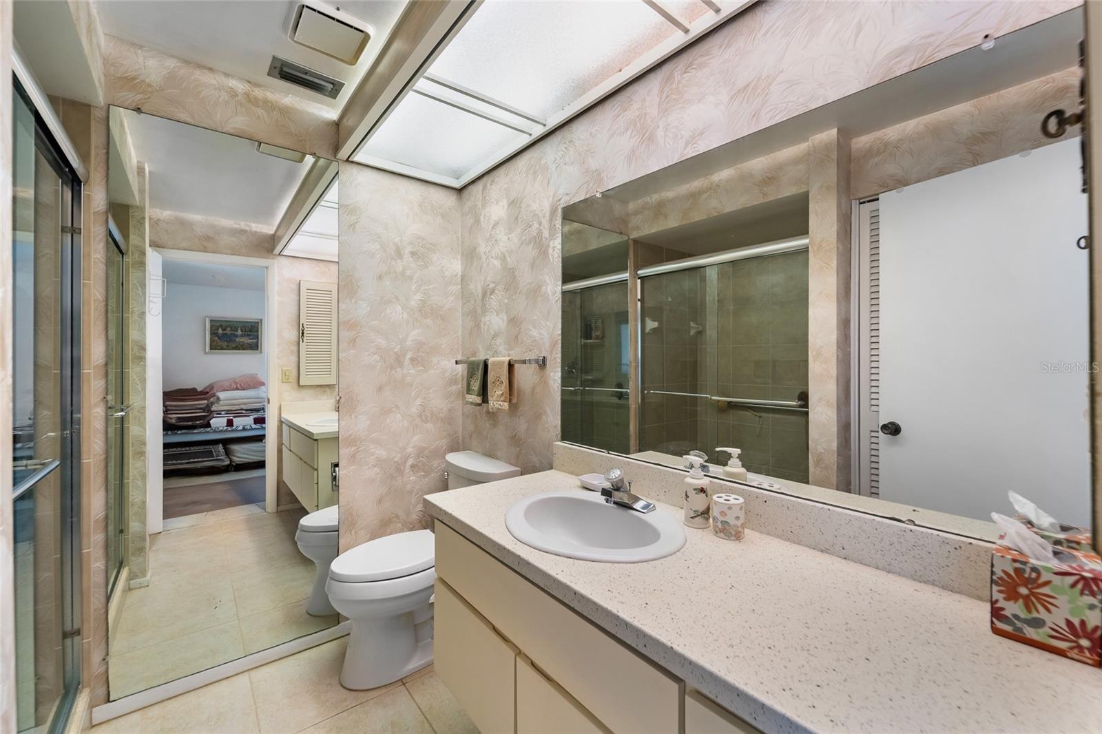 VILLAGE GREEN OF BRADENTON SECTION 6 - Residential